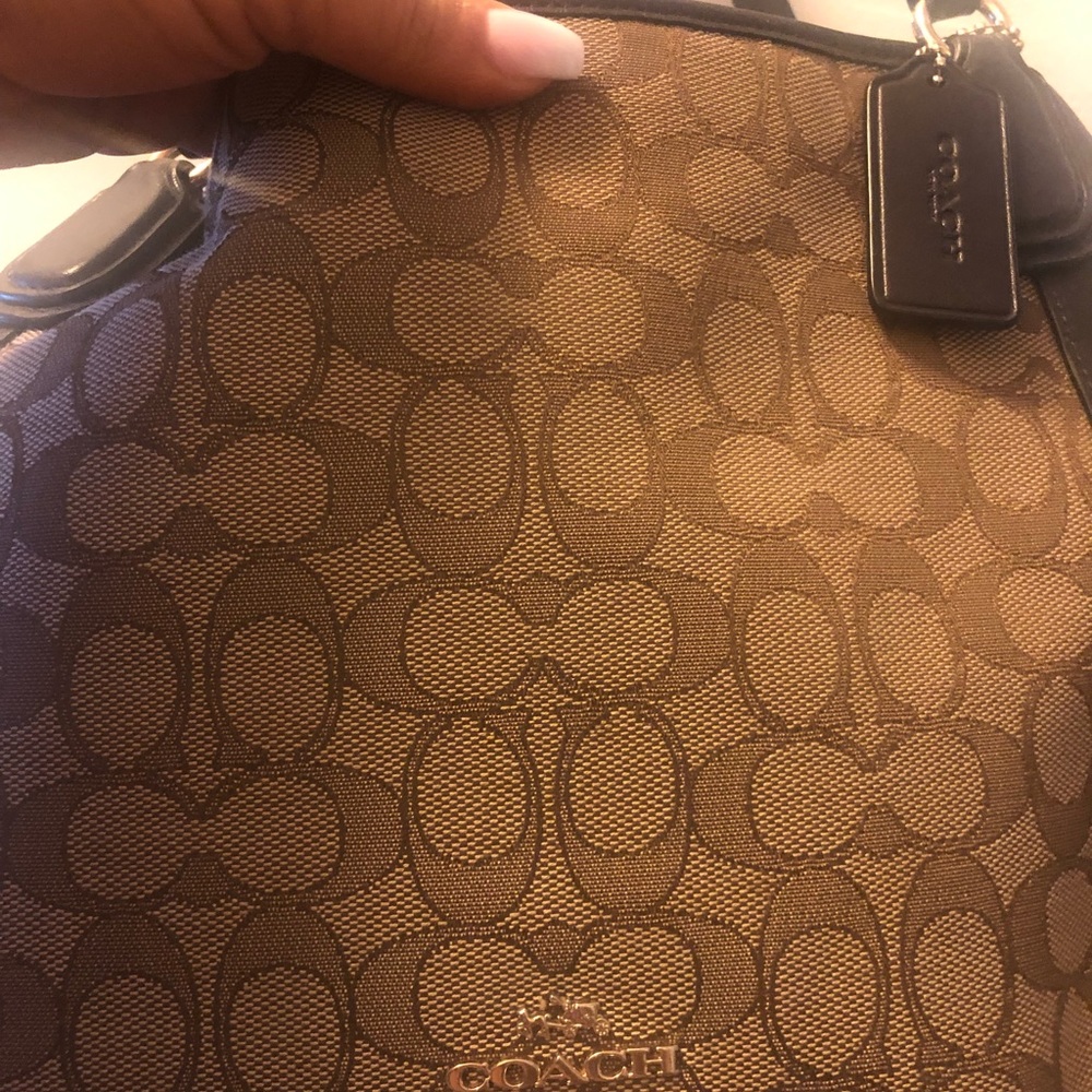 Coach purse - Picture 3 of 4